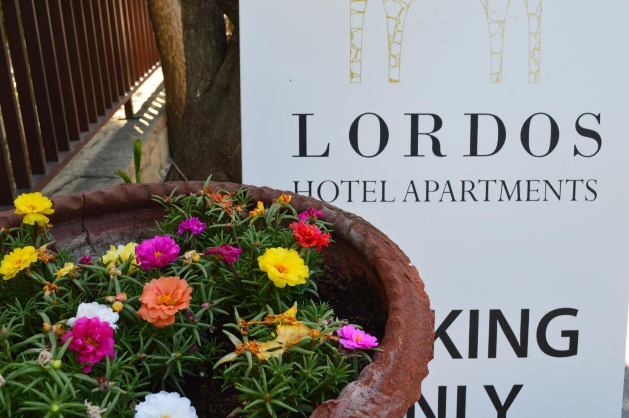 Lordos Hotel Apartments นิโคเซีย ภายนอก รูปภาพ